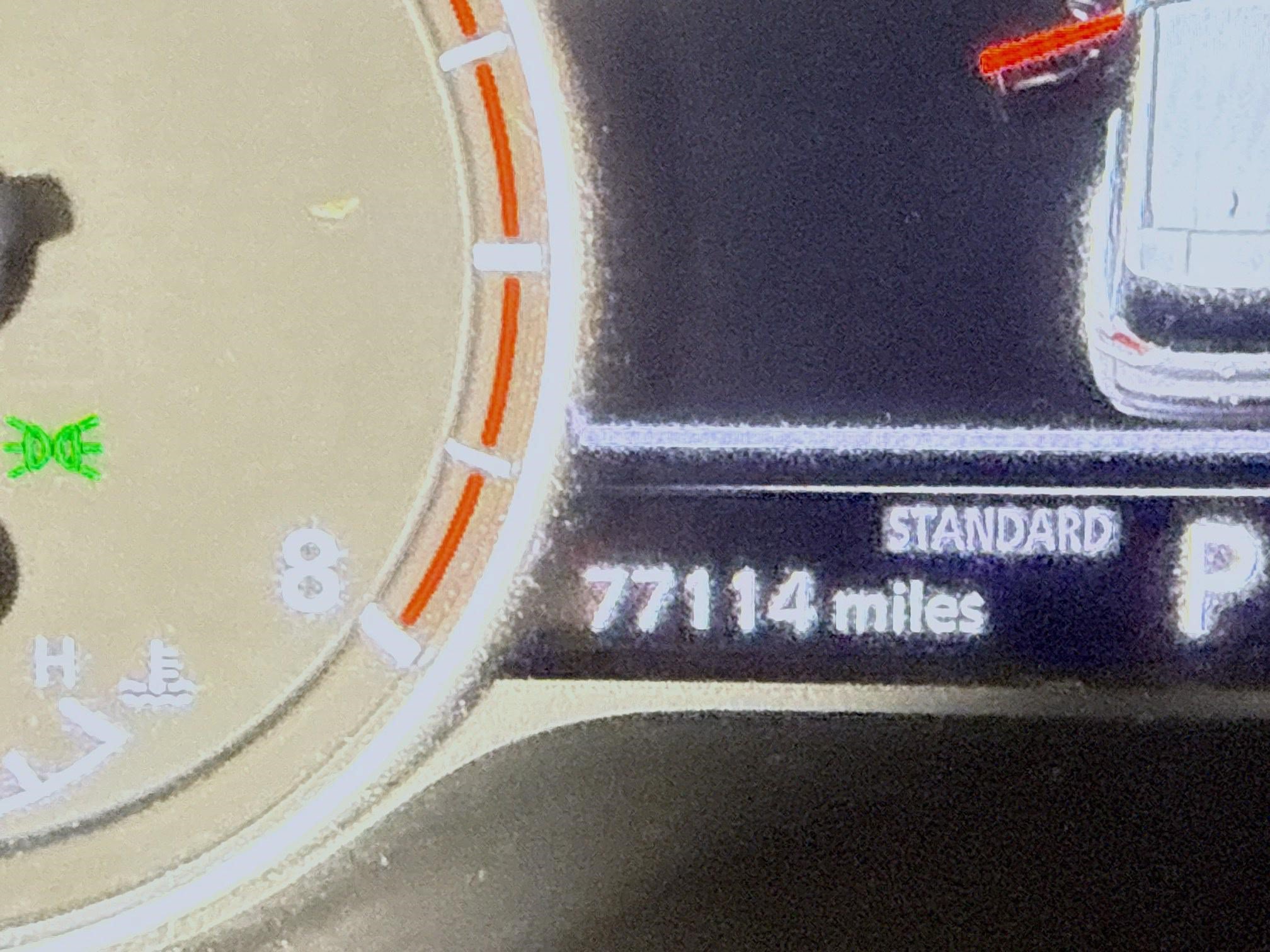 Used 2022 Nissan Rogue SV FWD image 16