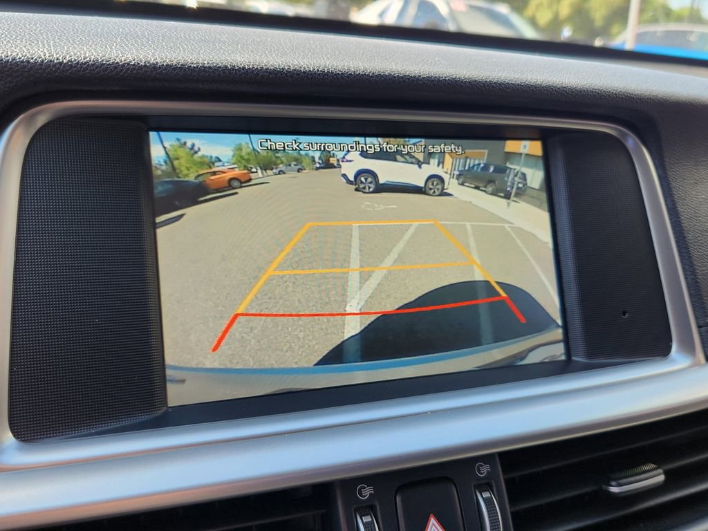 Used 2020 Kia Optima LX image 25