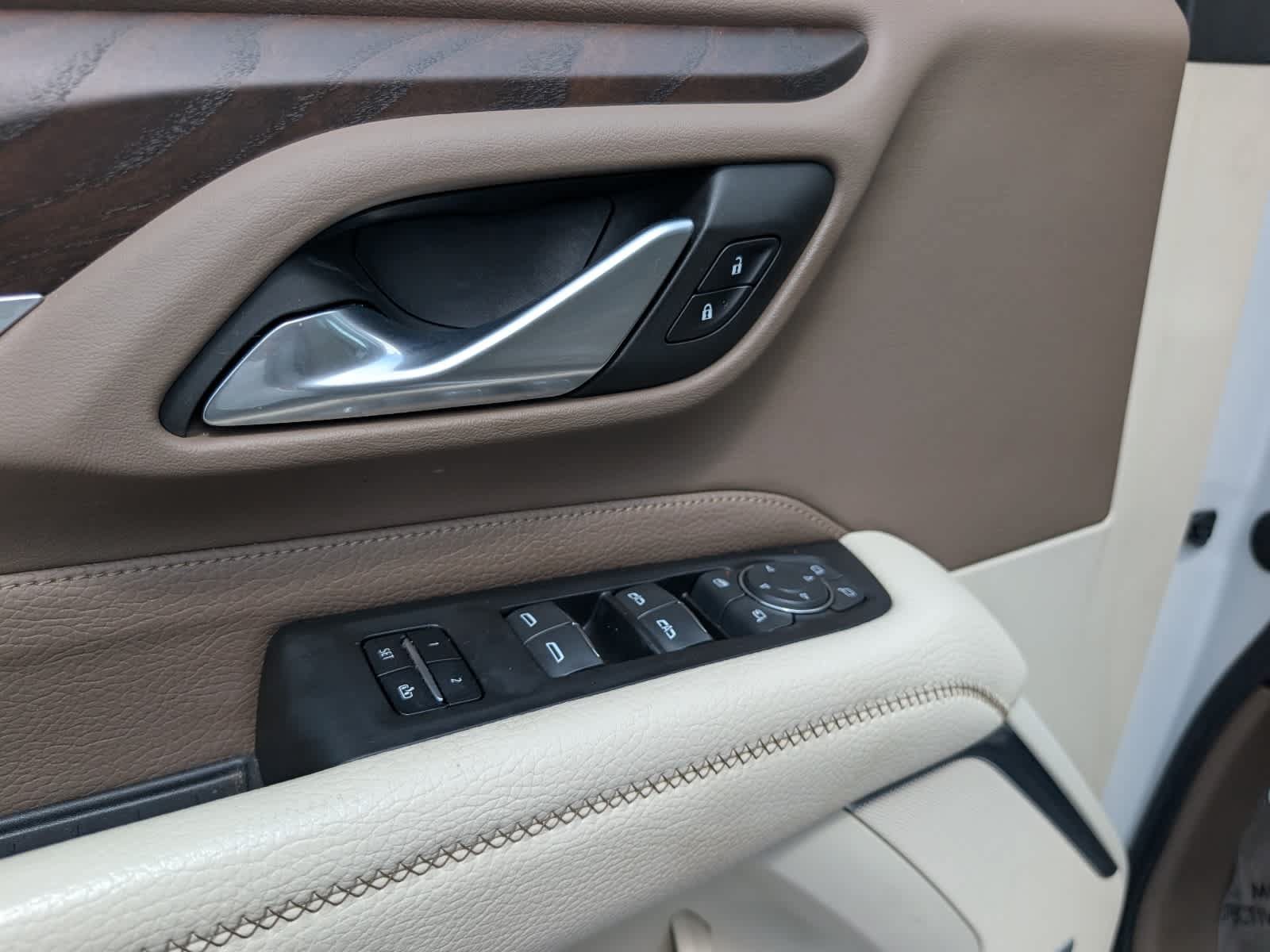 Certified 2022 GMC Yukon Denali AWD/4WD image 23