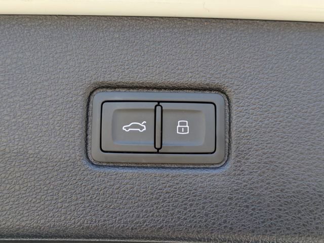 Used 2021 Audi Q7 2.0T Premium Plus w/ Executive Package image 14