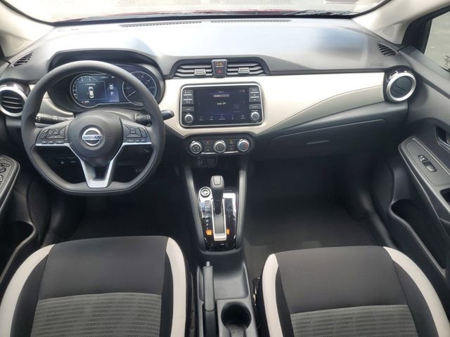 Used 2022 Nissan Versa SV FWD image 12