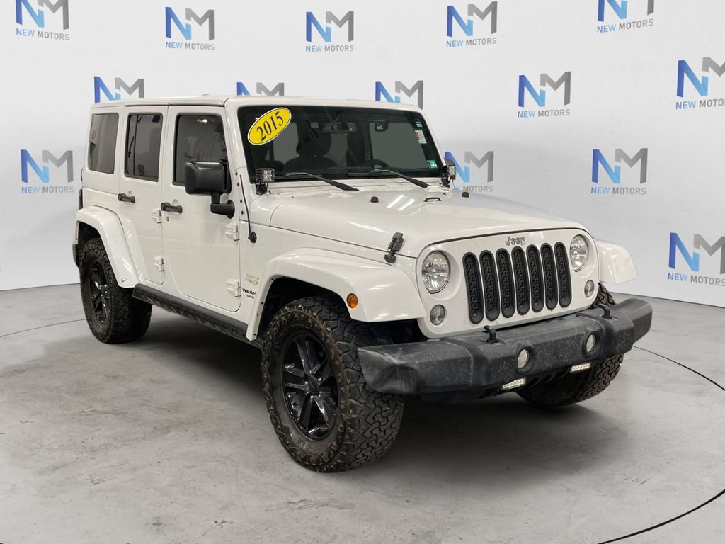 Used 2015 Jeep Wrangler Unlimited Sahara w/ Connectivity Group AWD/4WD image 7