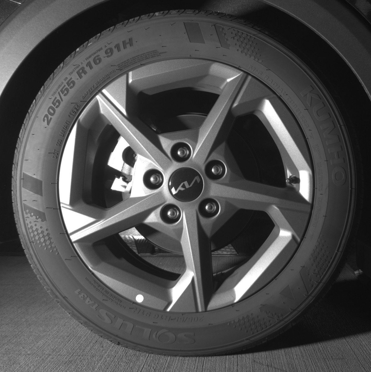 Used 2025 Kia K4 LXS image 15