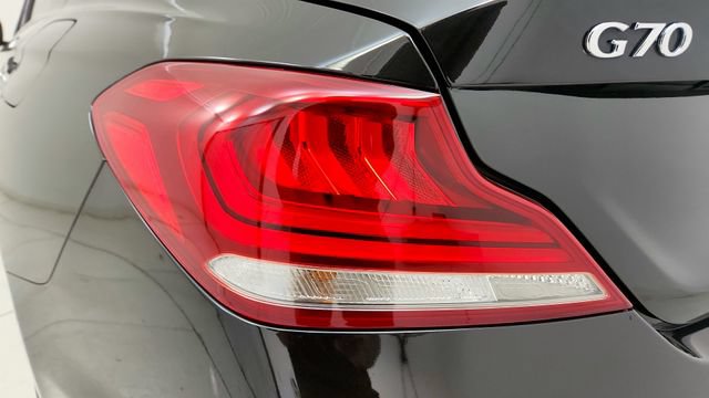 Used 2019 Genesis G70 3.3T Advanced RWD image 27