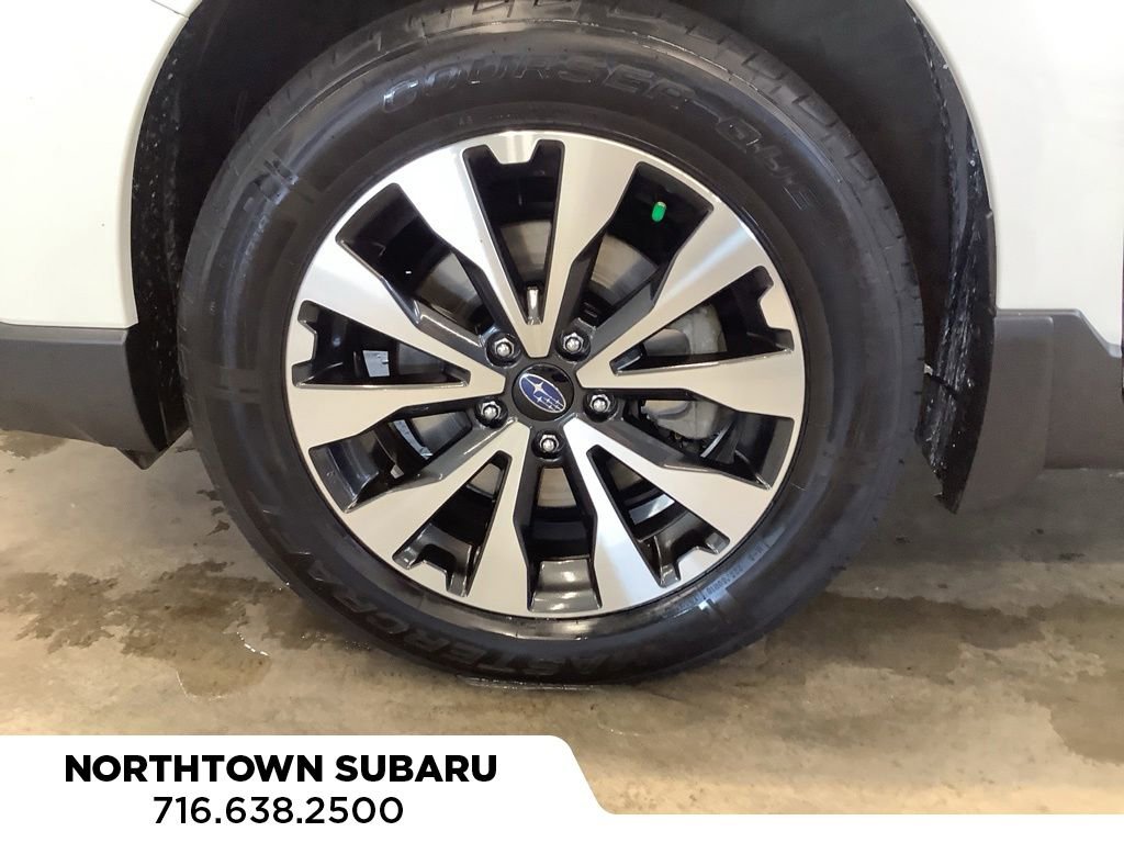 Used 2017 Subaru Outback 2.5i Limited AWD/4WD image 24