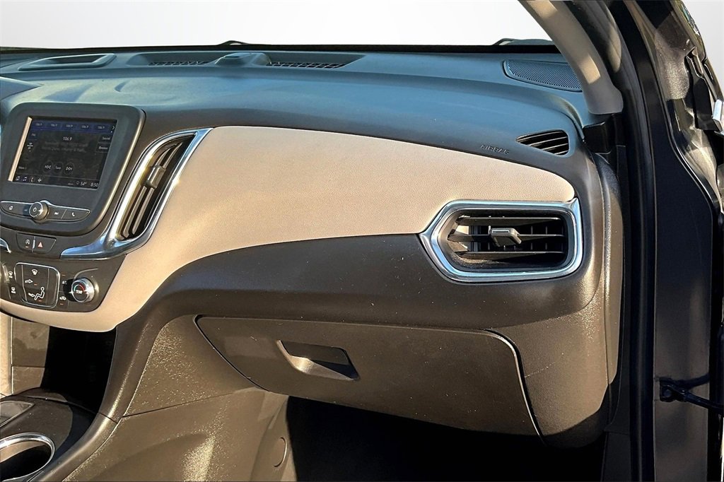 Used 2022 Chevrolet Equinox LT image 25