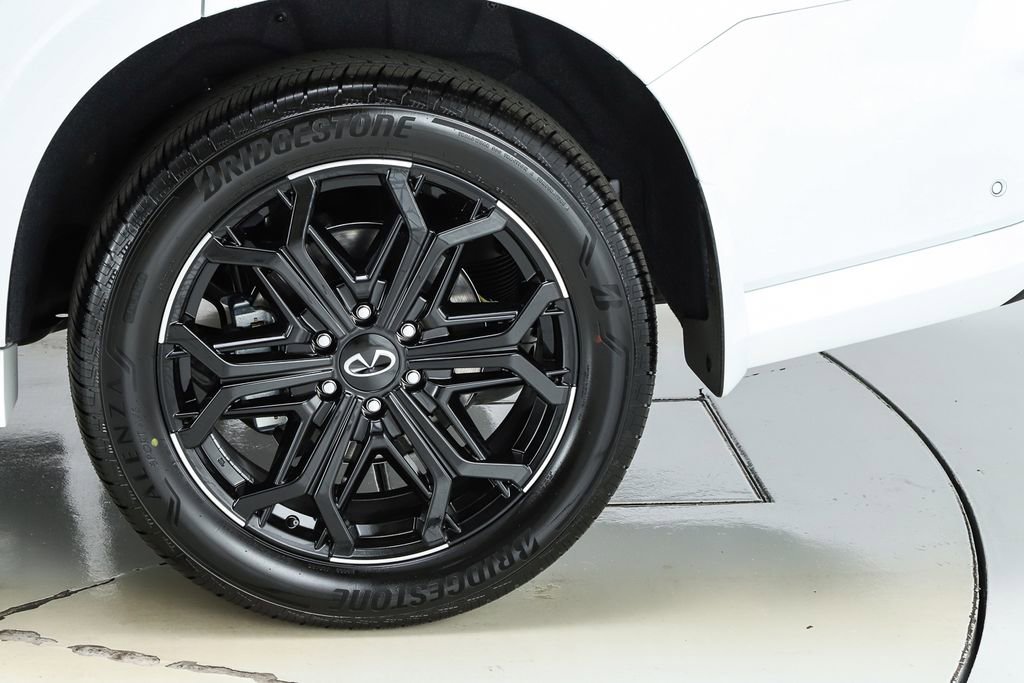 New 2026 INFINITI QX80 4WD image 47