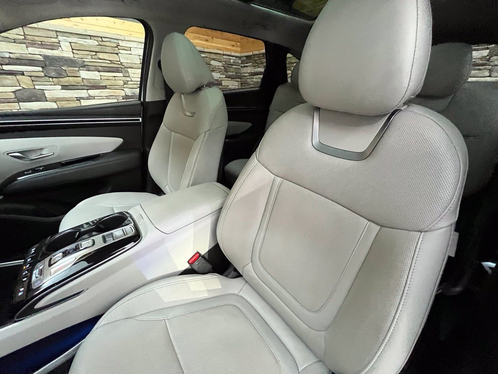 Used 2024 Hyundai Tucson Limited AWD/4WD image 25