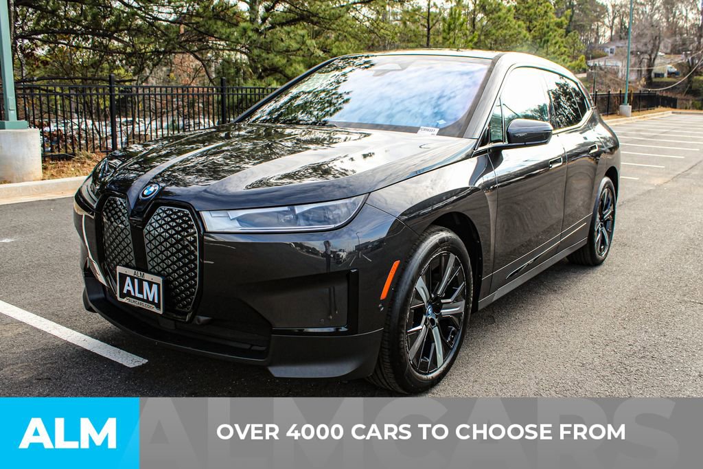Used 2023 BMW iX xDrive50 w/ Convenience Package image 3