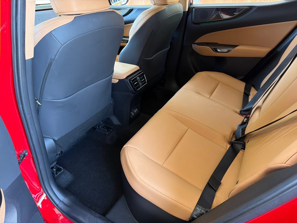 Used 2025 Lexus NX 350h AWD w/ Accessory Package (2T) image 31