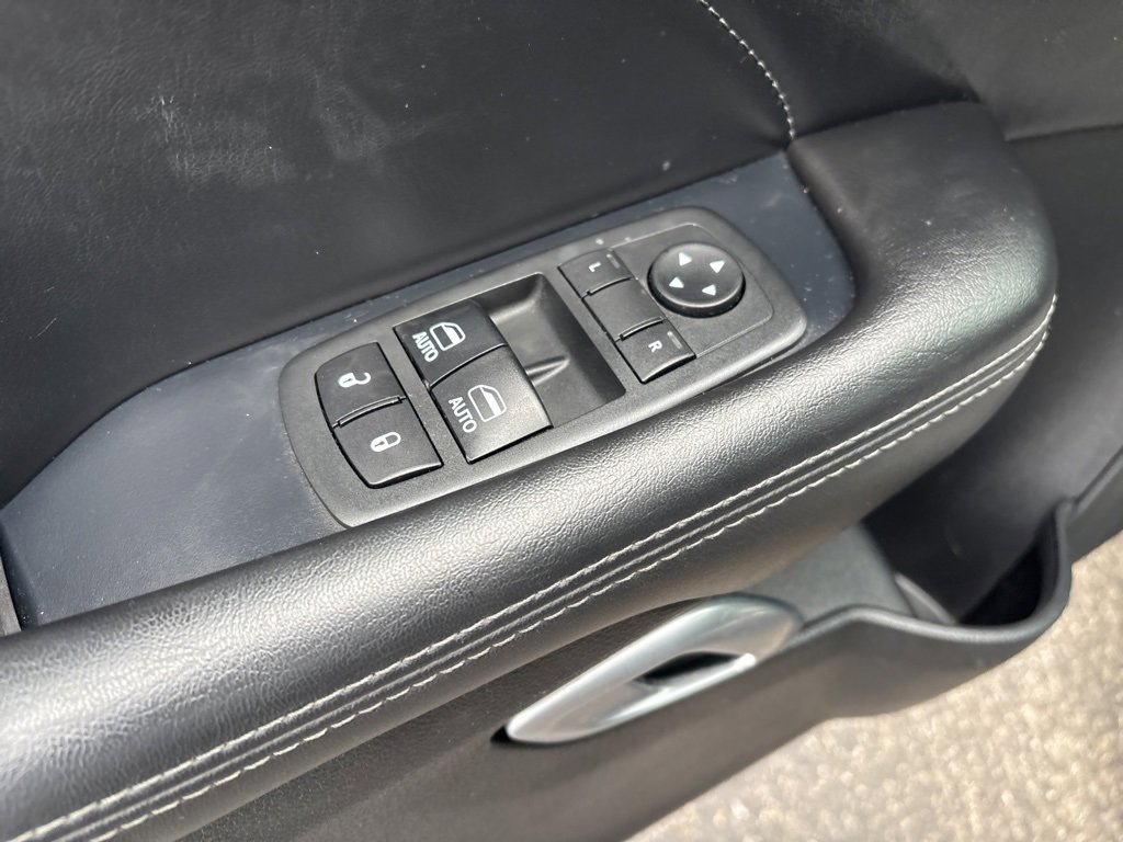 Used 2017 Dodge Challenger R/T w/ Blacktop Package image 18