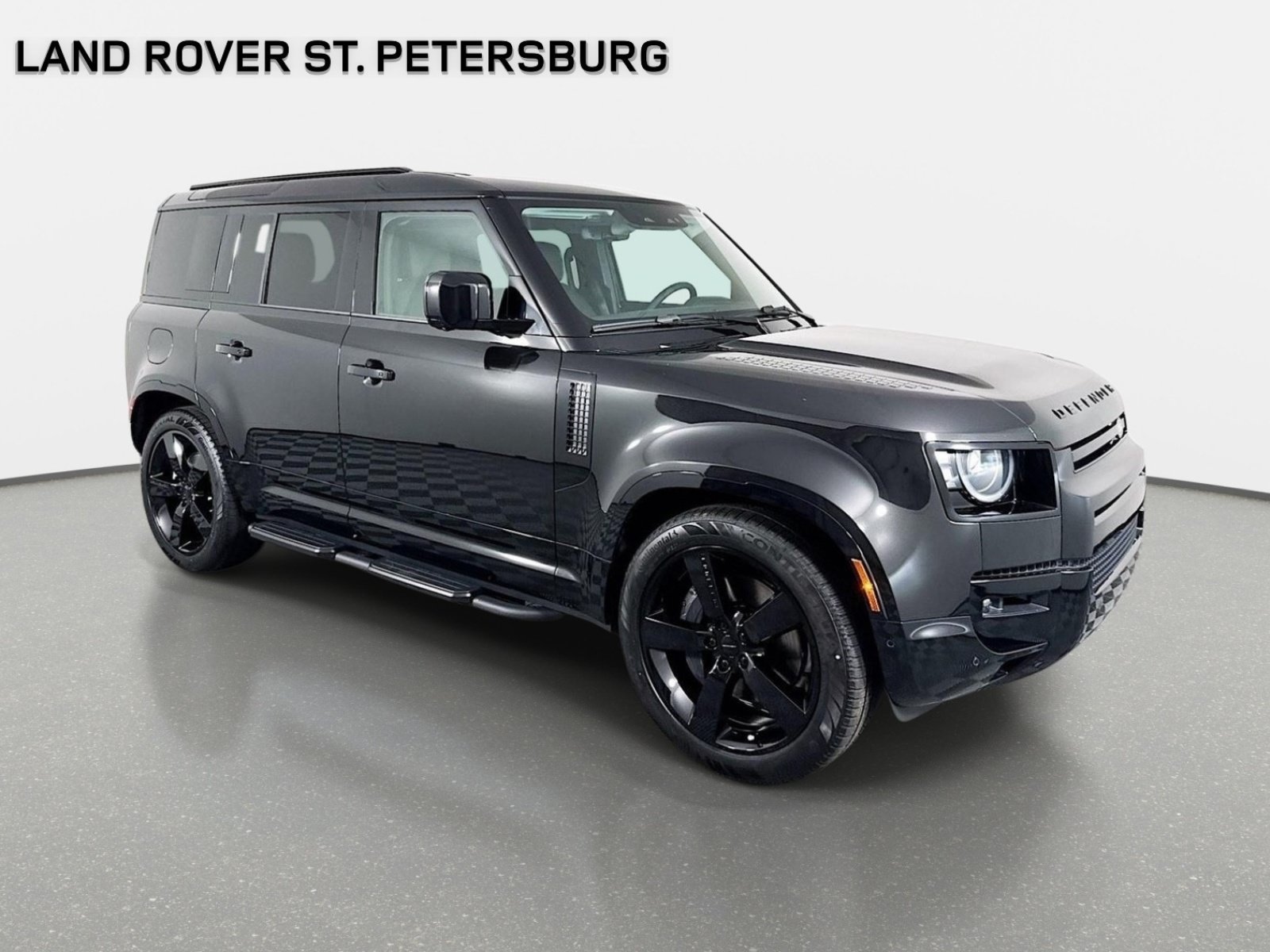 Used 2026 Land Rover Defender 110 X-Dynamic SE AWD/4WD image 3