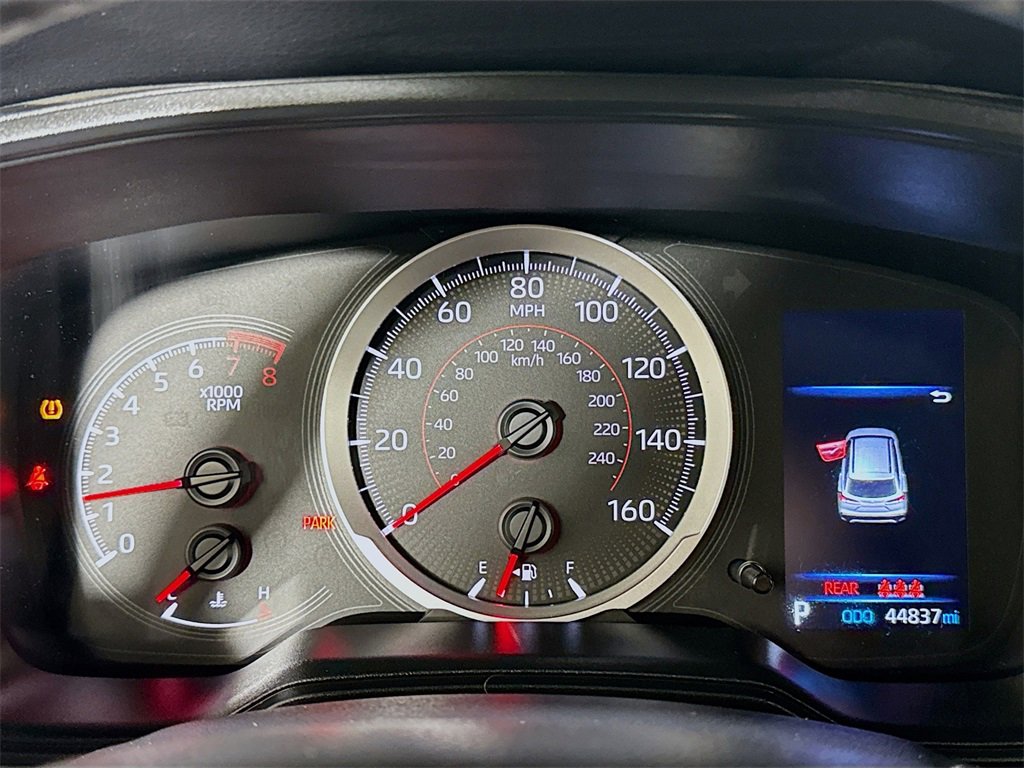 Used 2022 Toyota Corolla Cross LE image 10