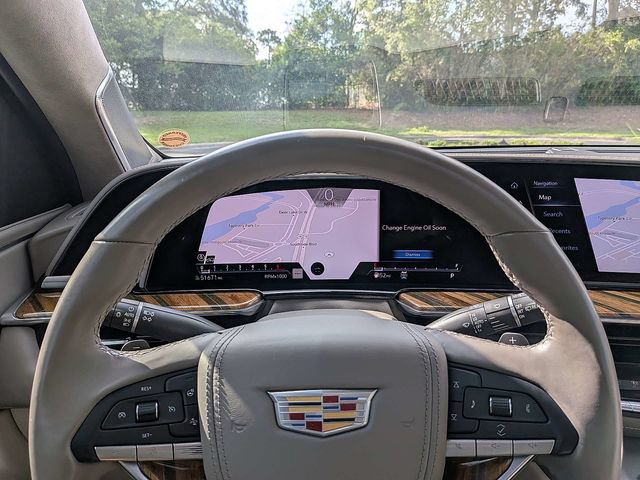 Used 2021 Cadillac Escalade Premium Luxury Platinum AWD/4WD image 31