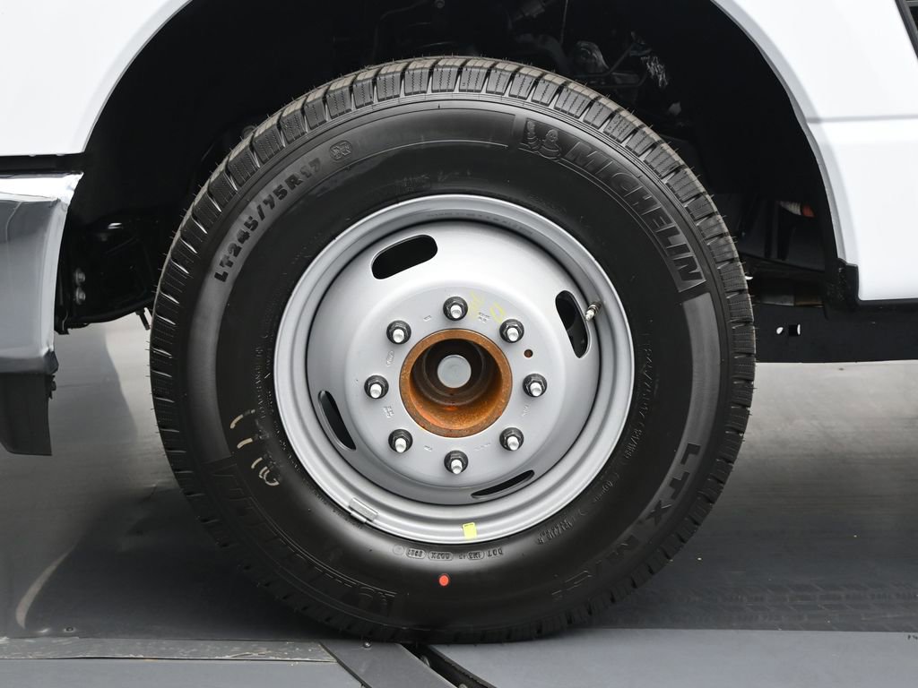 New 2026 Ford F350 XL image 15