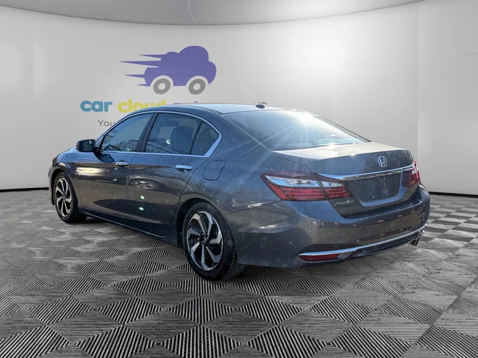 Used 2016 Honda Accord EX image 3