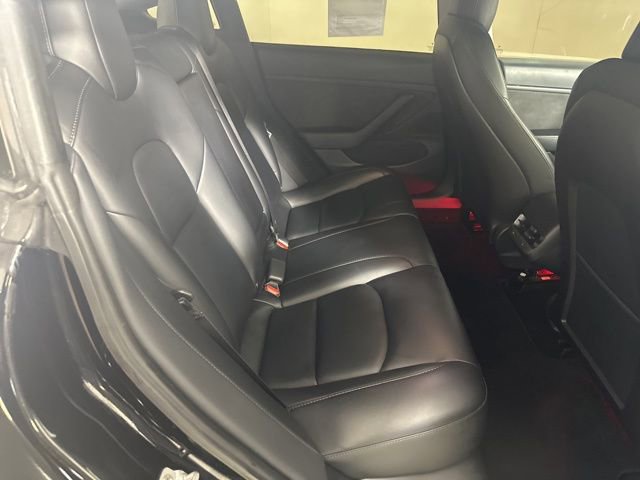 Used 2020 Tesla Model 3 Performance image 15