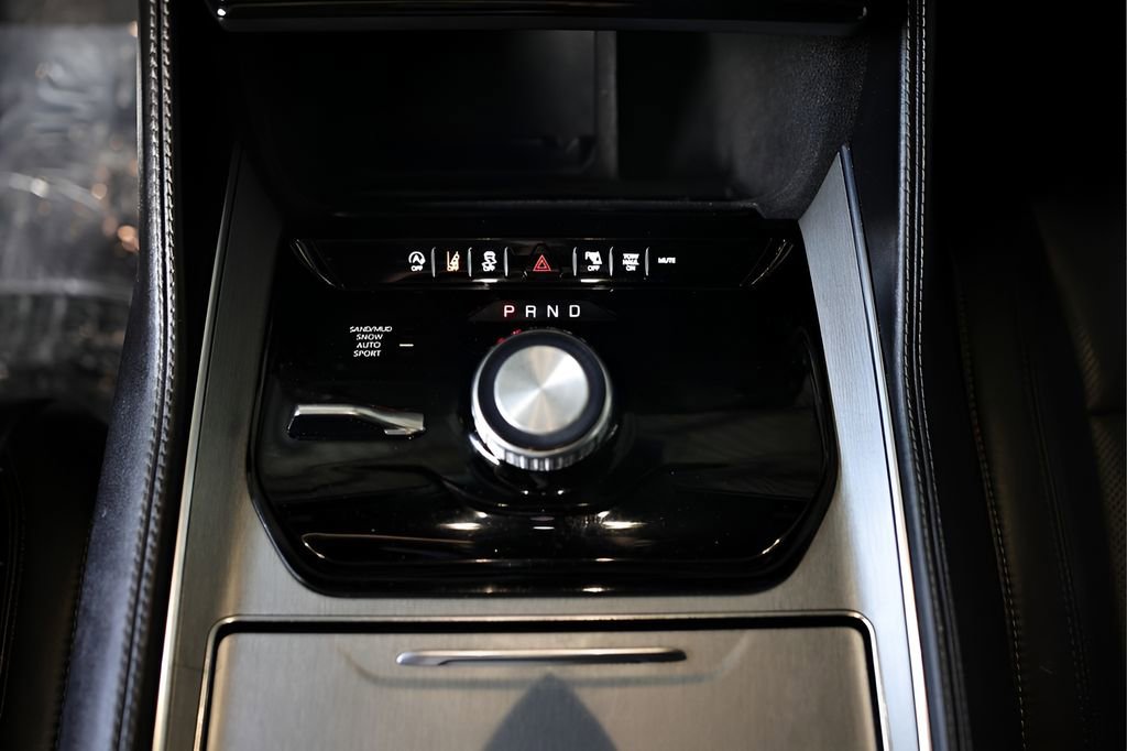 Used 2023 Jeep Wagoneer Series II image 49