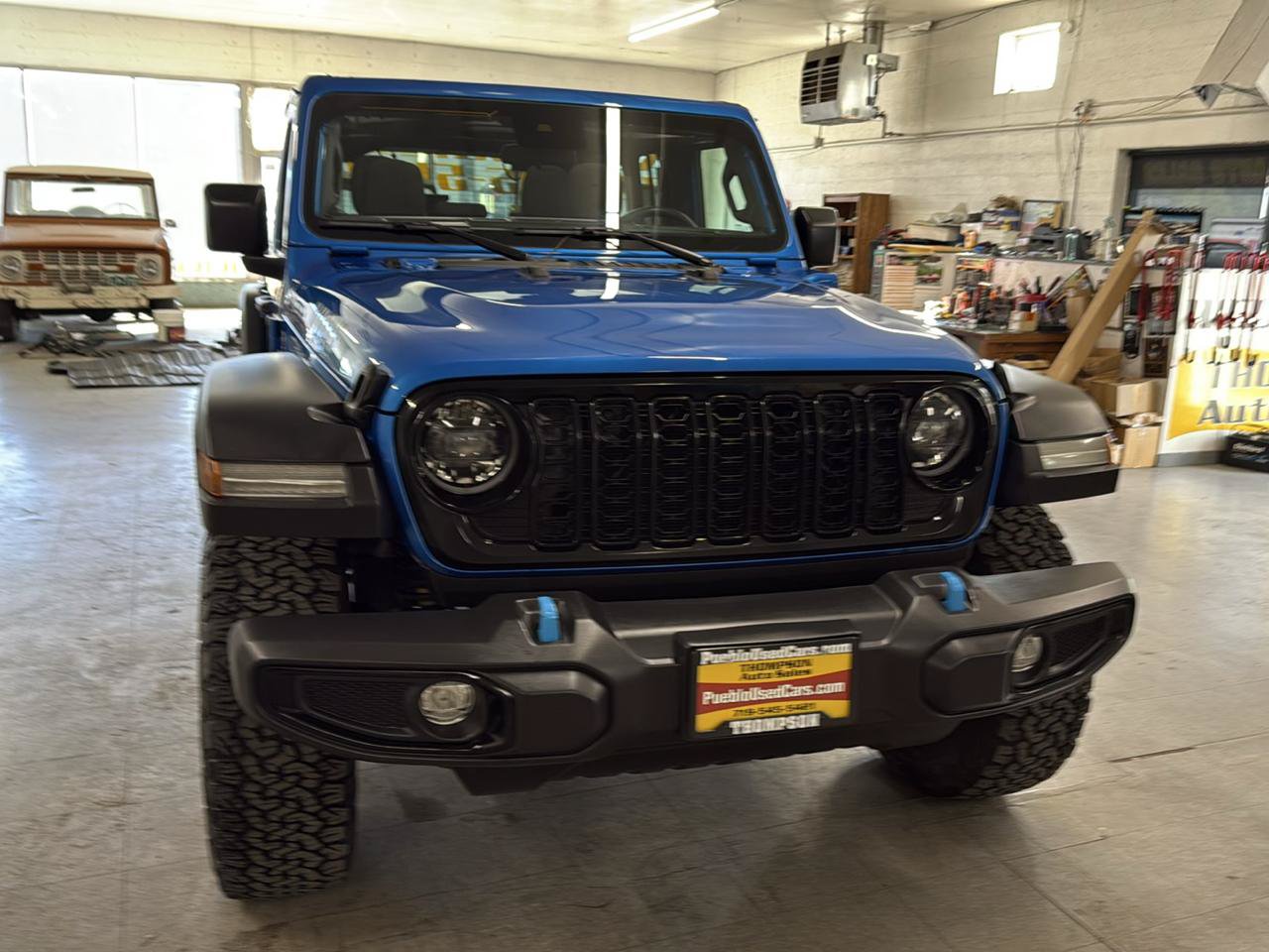 Used 2024 Jeep Wrangler Unlimited AWD/4WD image 76