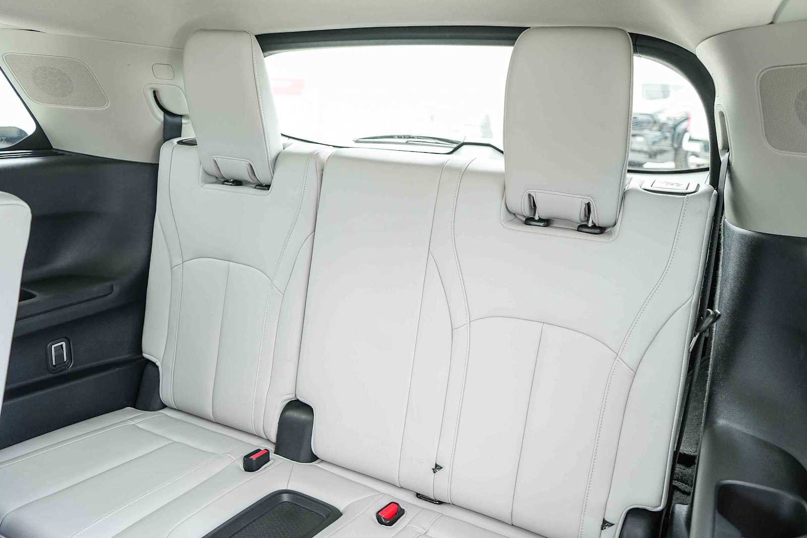 Used 2026 INFINITI QX60 Luxe w/ Cargo Package FWD image 20