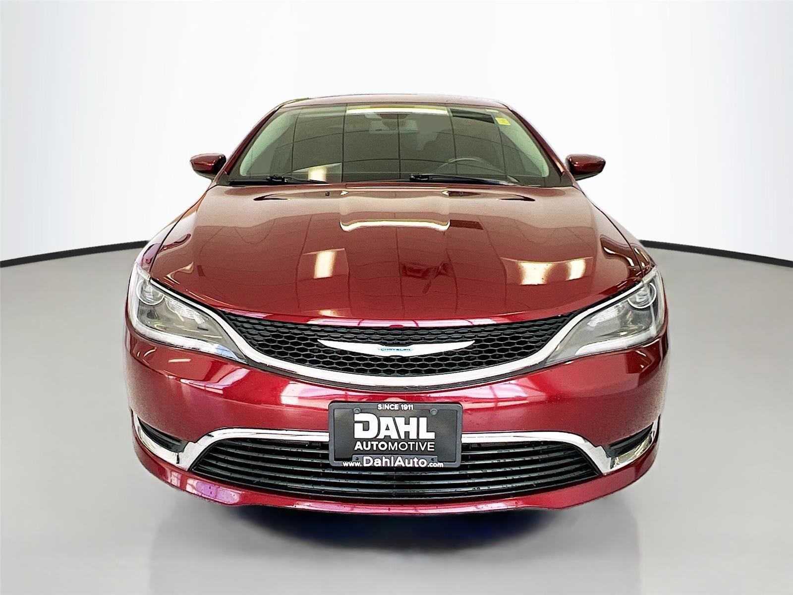 Used 2015 Chrysler 200 Limited w/ Convenience Group FWD image 3