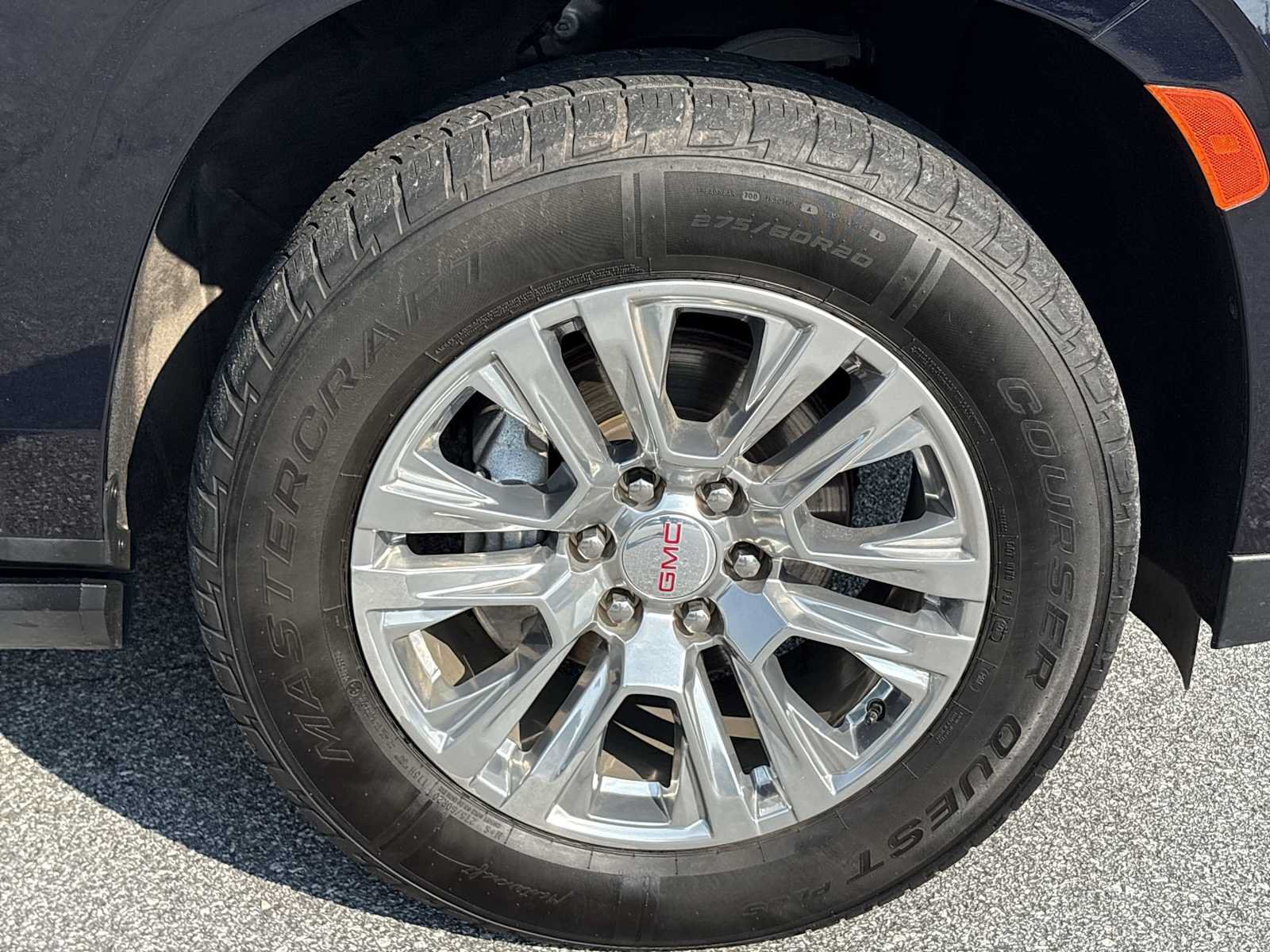 Used 2023 GMC Yukon Denali AWD/4WD image 34