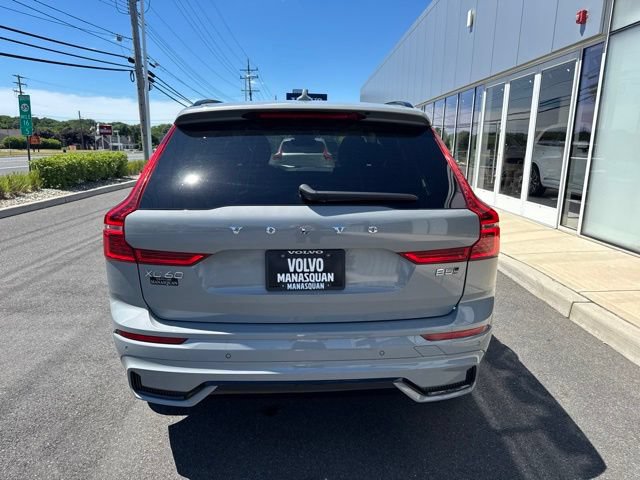 Certified 2025 Volvo XC60 B5 Plus AWD/4WD image 4