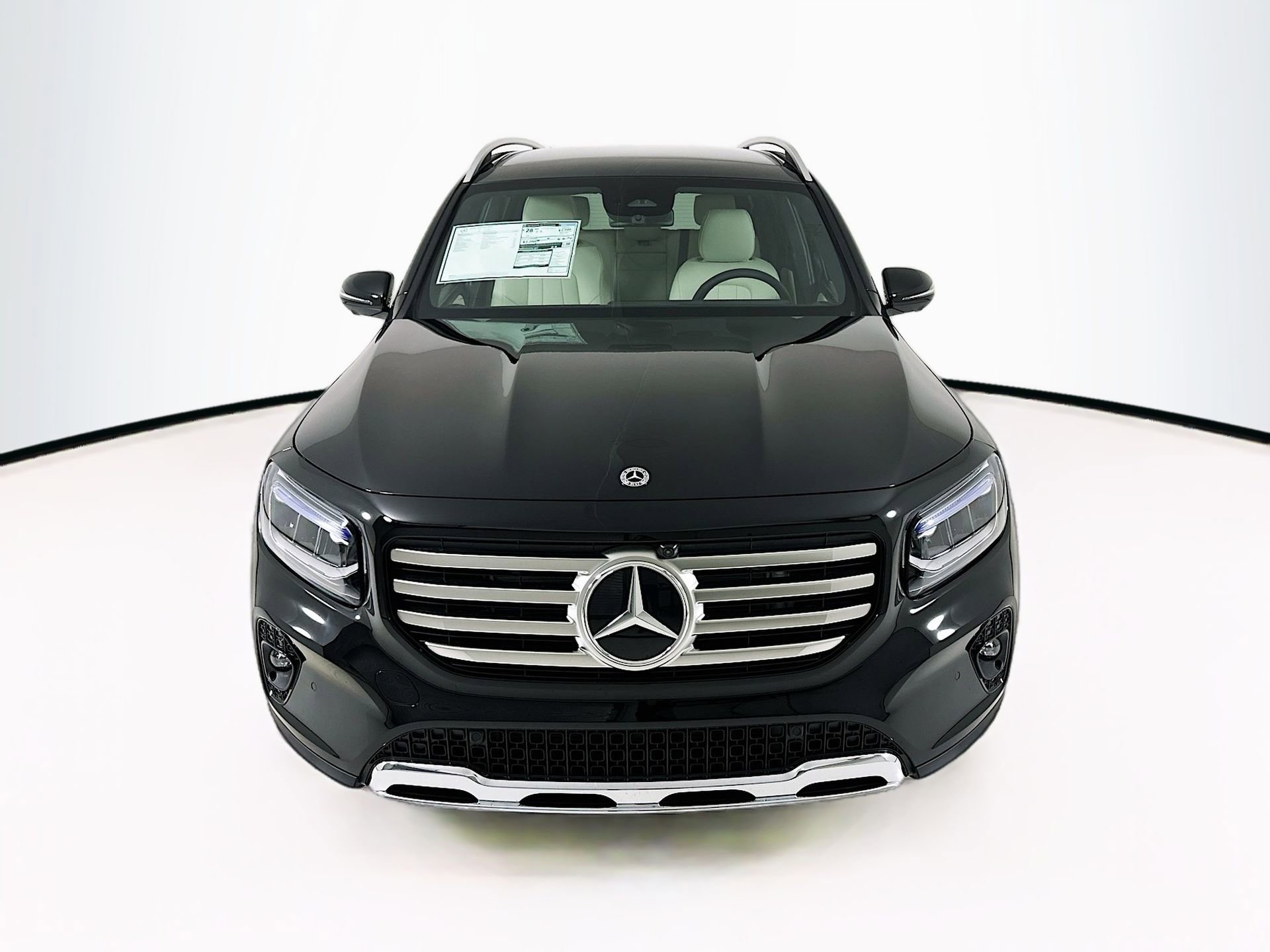 New 2026 Mercedes-Benz GLB 250 image 2