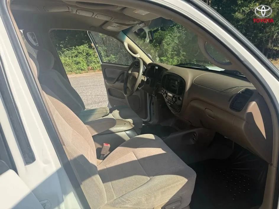 Used 2003 Toyota Sequoia SR5 RWD image 14