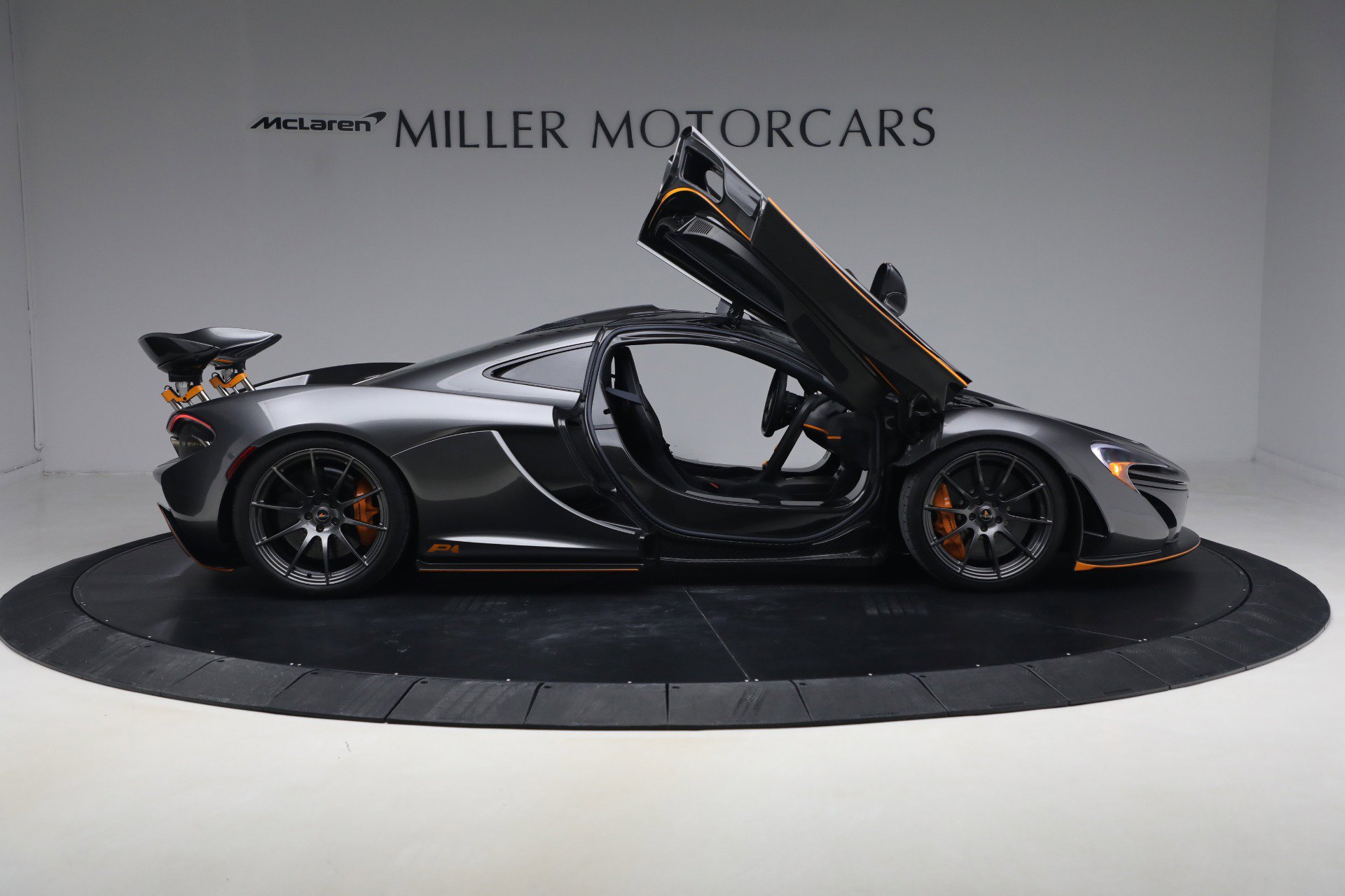 Used 2014 McLaren P1 image 19