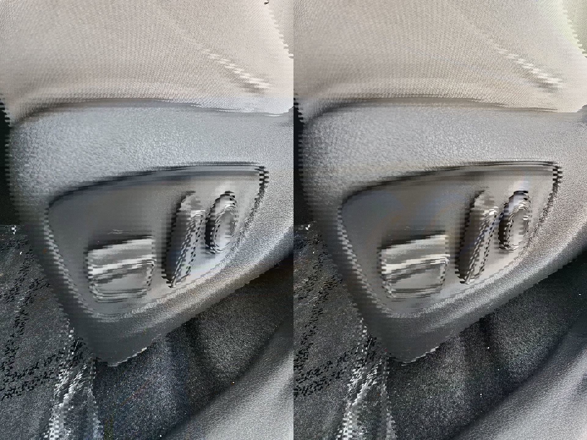 Used 2021 Toyota RAV4 XLE image 14