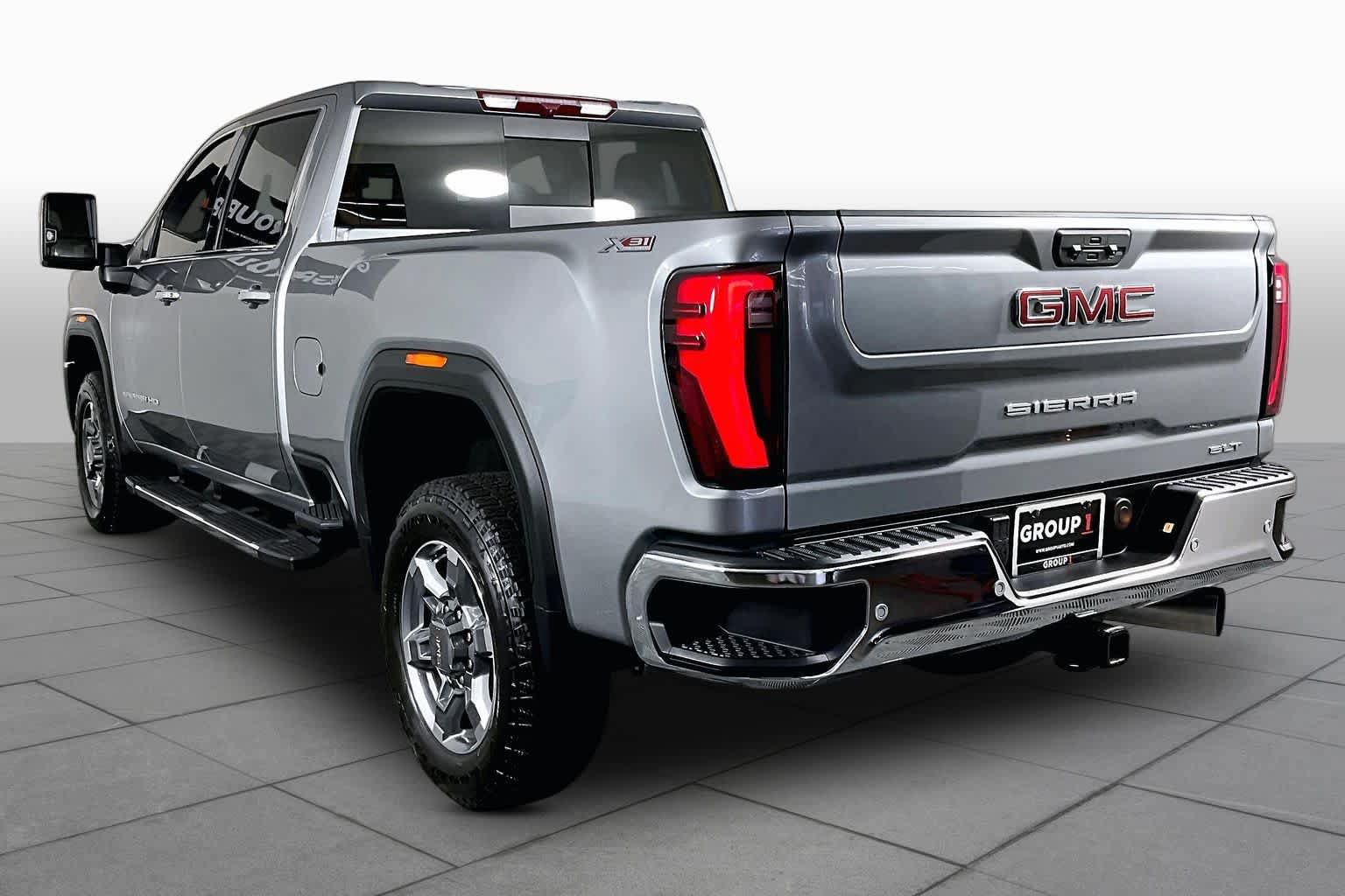 Used 2025 GMC Sierra 2500 SLT w/ Texas SLT Premium Package AWD/4WD image 11