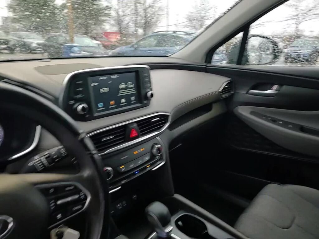Used 2019 Hyundai Santa Fe SE image 36