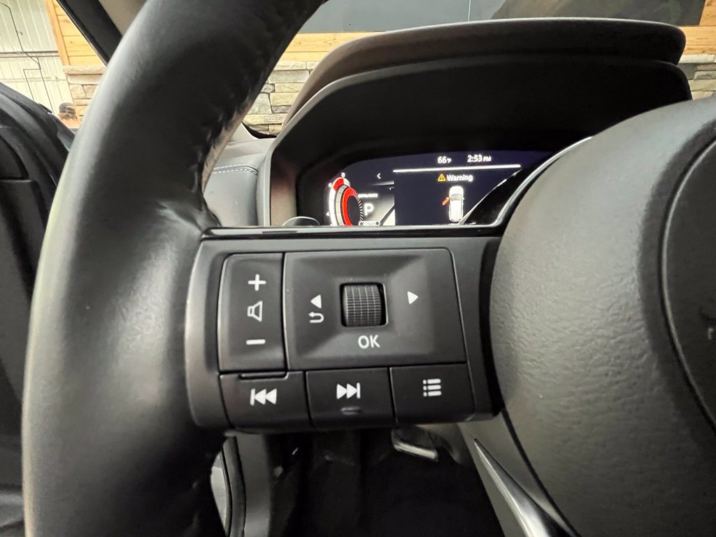 Used 2021 Nissan Rogue Platinum AWD/4WD image 38