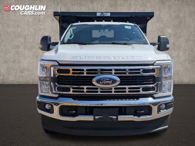 New 2025 Ford F350 XL w/ XL Chrome Package image 2