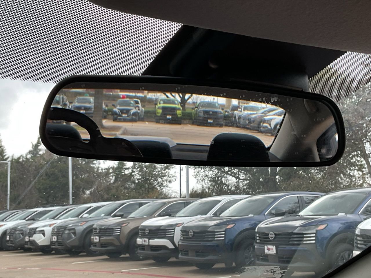 Used 2025 Nissan Versa SV image 26