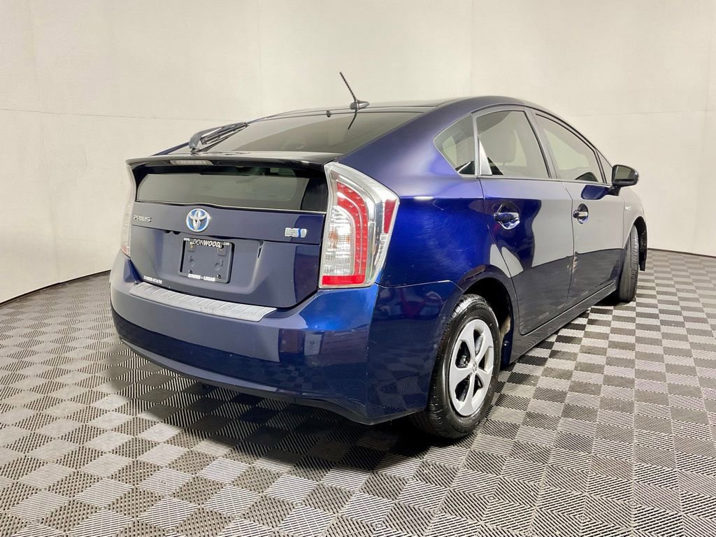 Used 2014 Toyota Prius Three FWD image 16