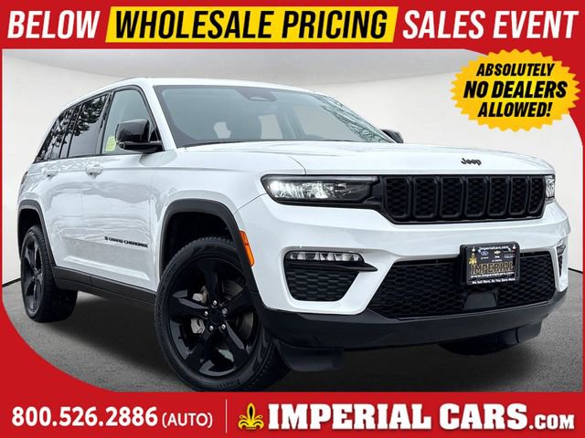 Used 2023 Jeep Grand Cherokee Limited w/ Black Appearance Package image 1