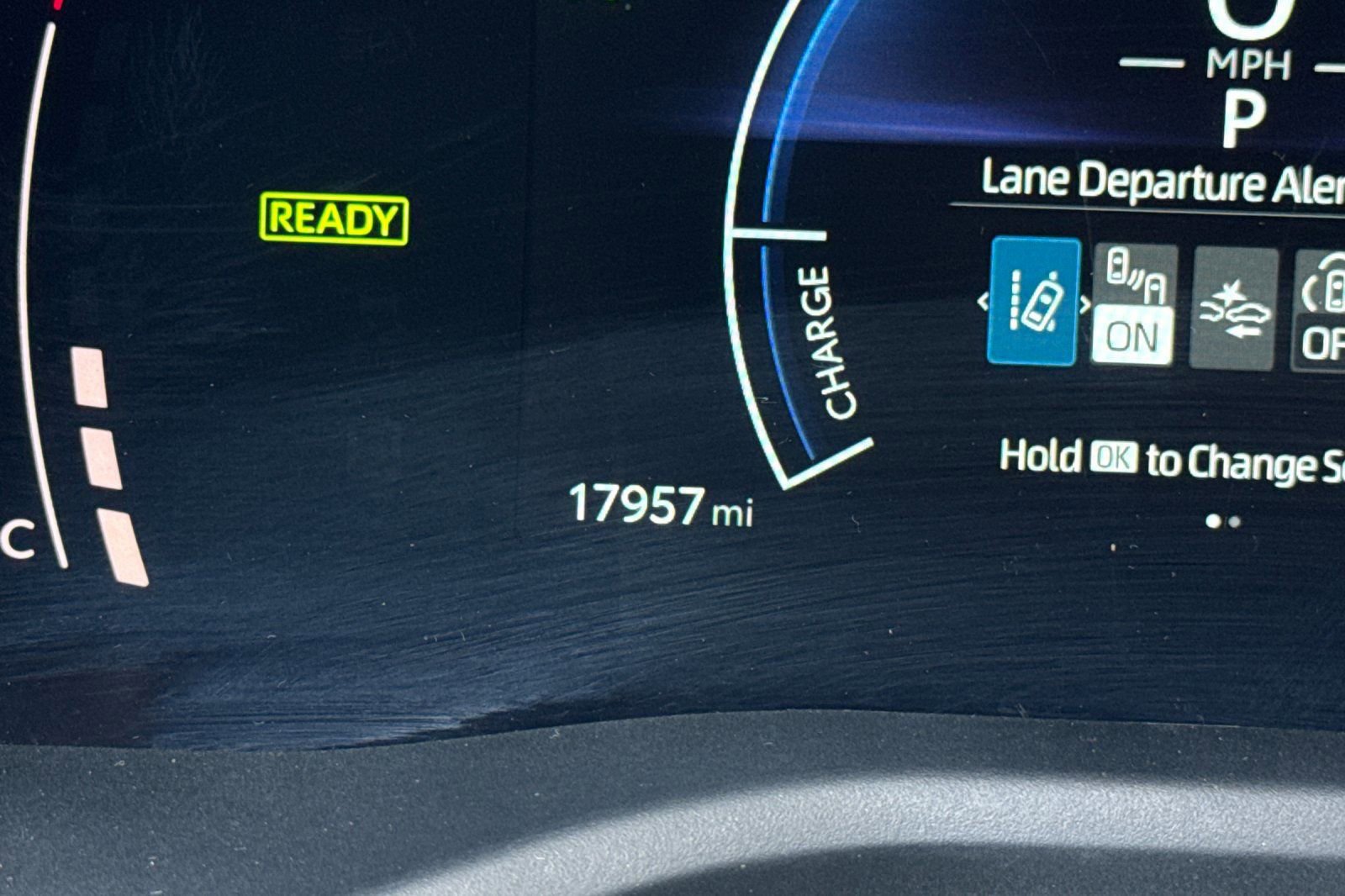 Used 2025 Toyota Camry SE FWD image 25