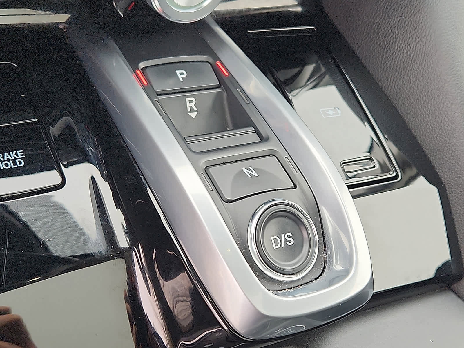 Used 2023 Acura MDX SH-AWD image 16