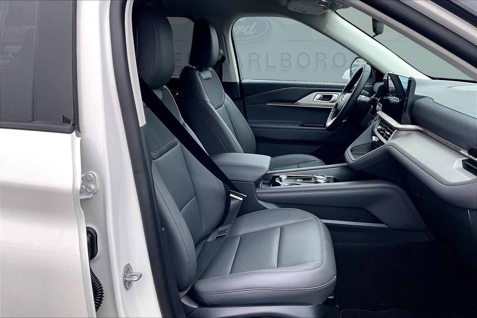 New 2026 Ford Explorer Active w/ Active Comfort Package AWD/4WD image 8