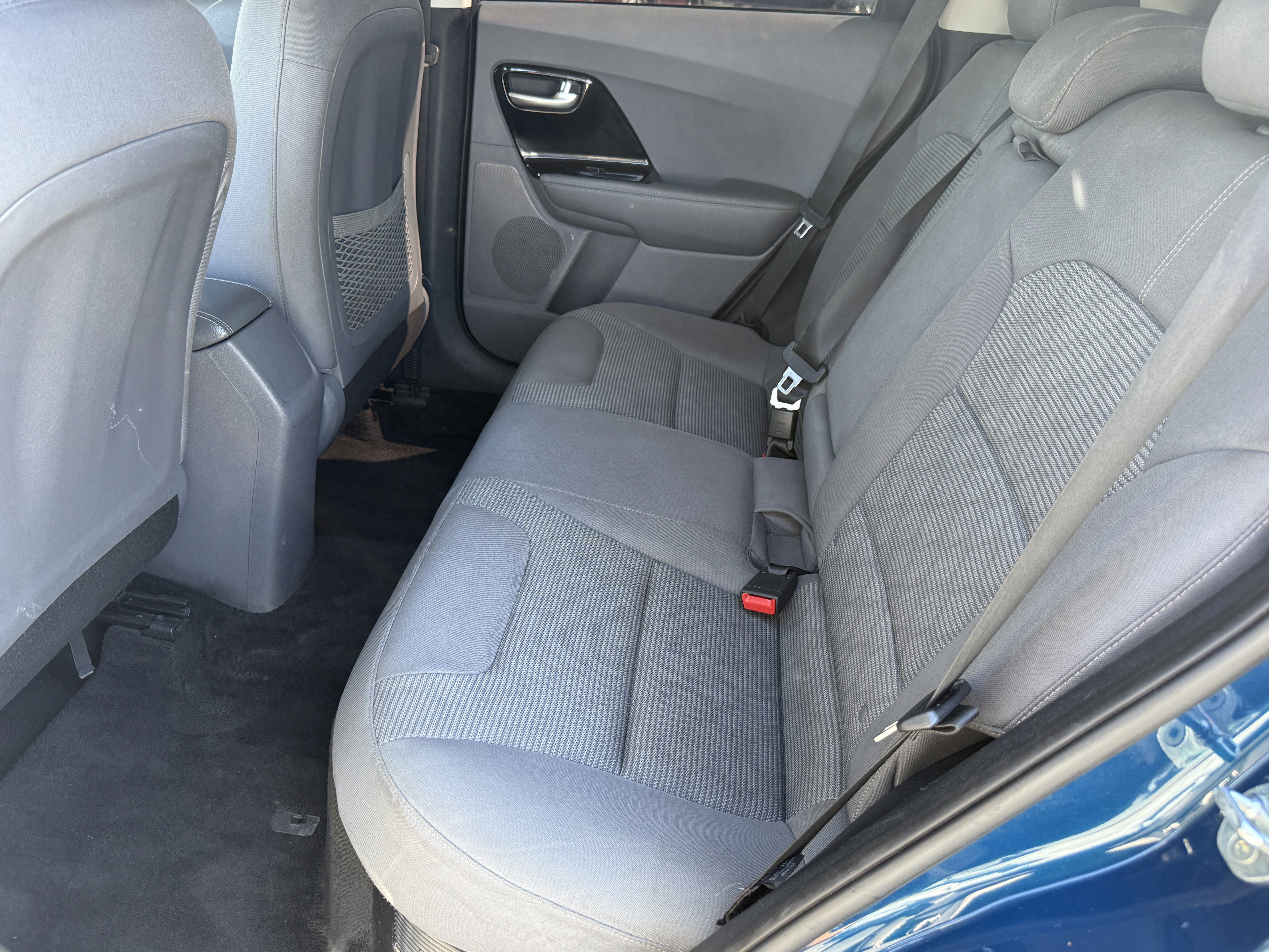 Used 2022 Kia Niro LXS image 26