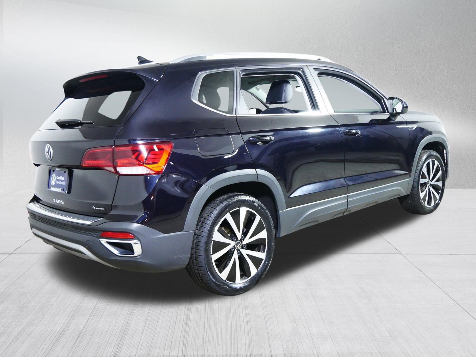 Certified 2023 Volkswagen Taos SE w/ Panoramic Sunroof Package image 7