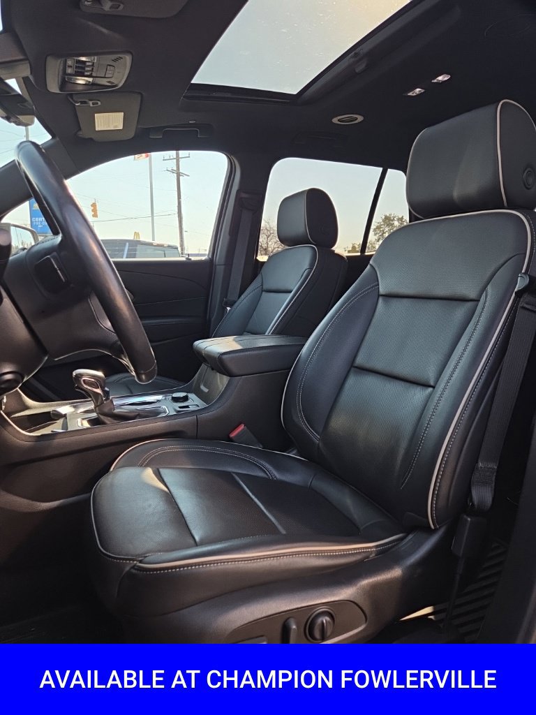 Used 2022 Chevrolet Traverse Premier AWD/4WD image 16