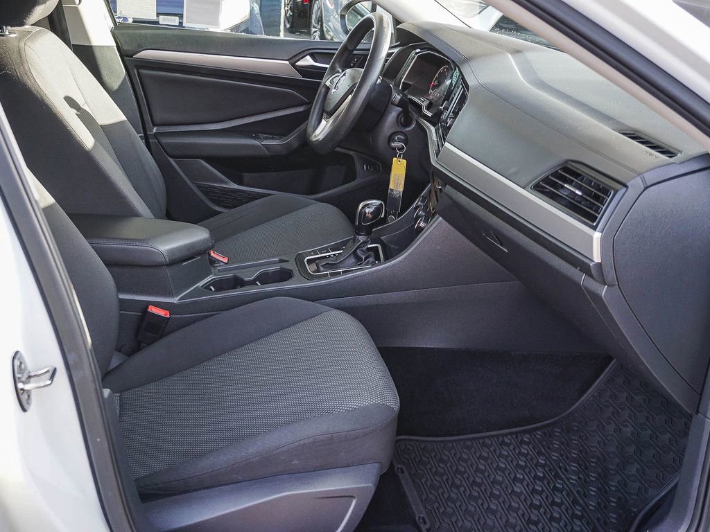 Used 2019 Volkswagen Jetta S w/ Driver Assistance Package FWD image 13