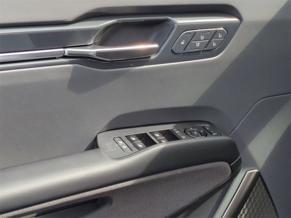 New 2026 Kia EV9 Land w/ Nightfall Edition Package image 33