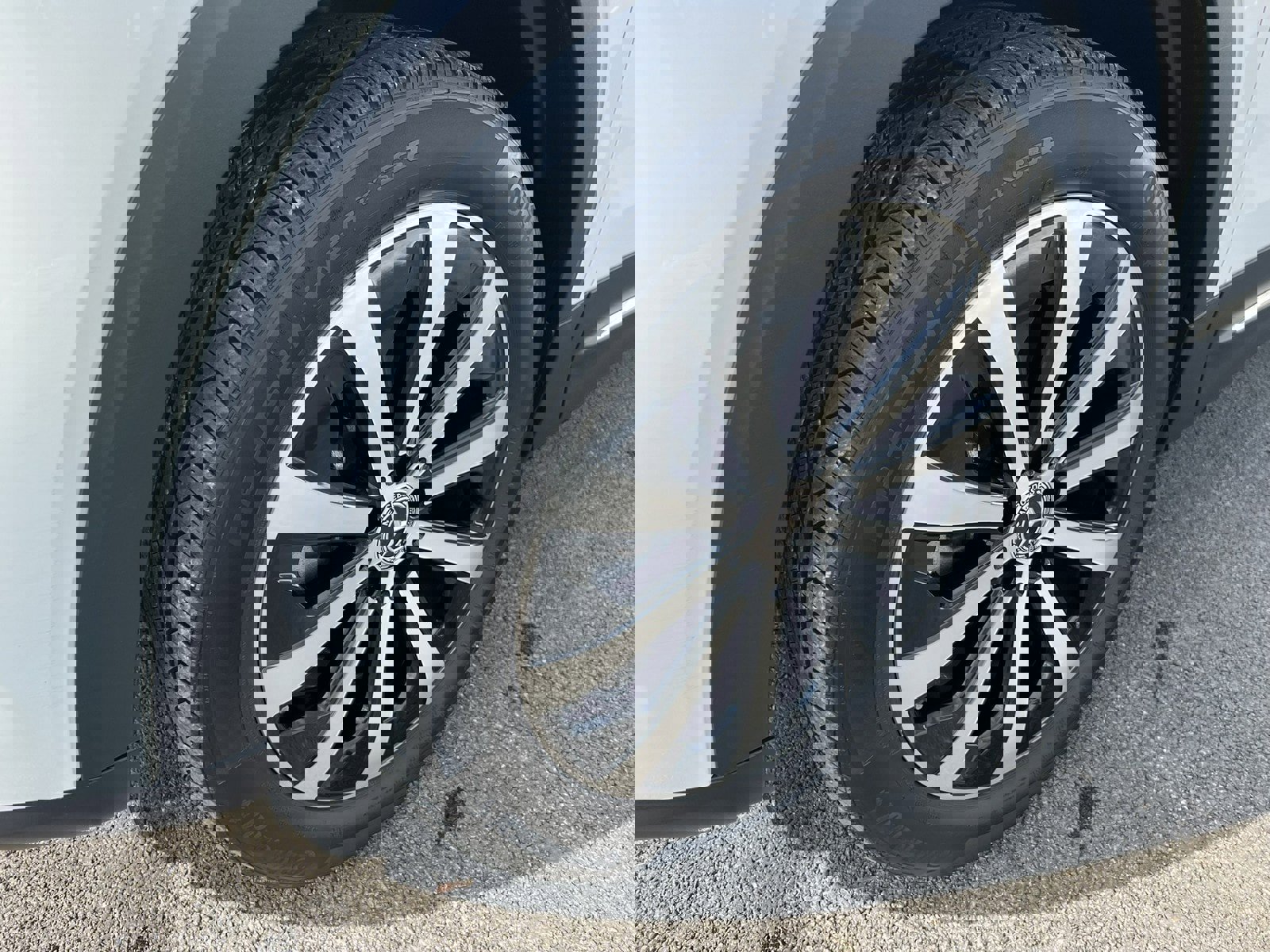 Used 2022 Mercedes-Benz GLB 250 4MATIC image 98