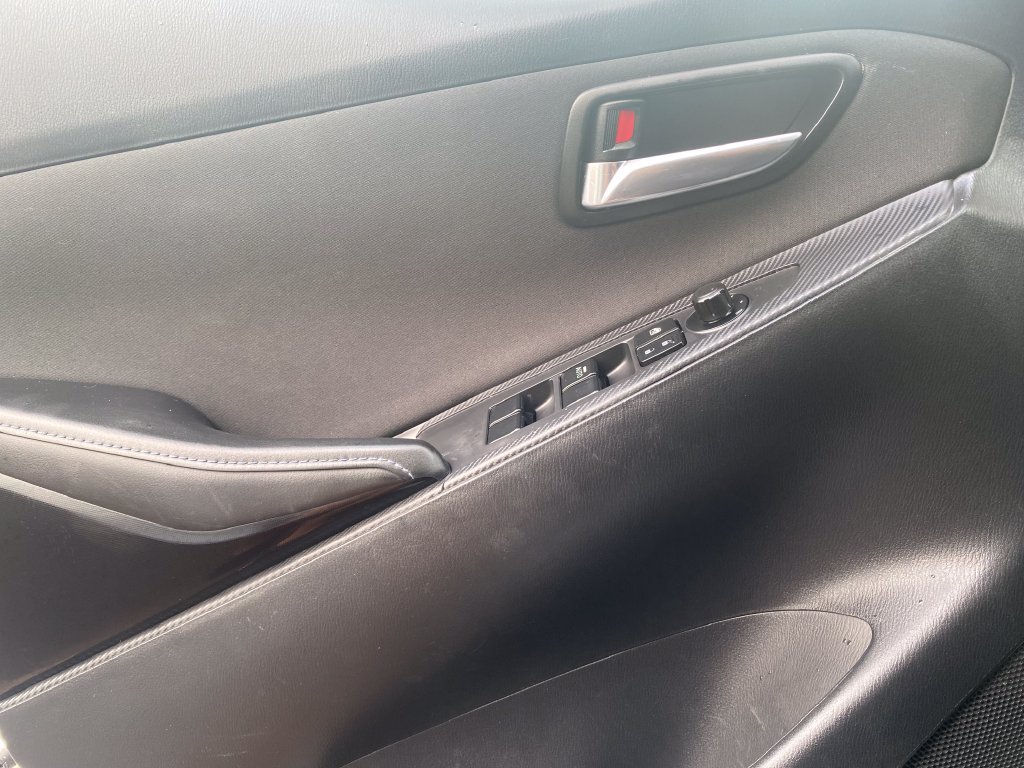 Used 2016 Scion iA FWD image 13