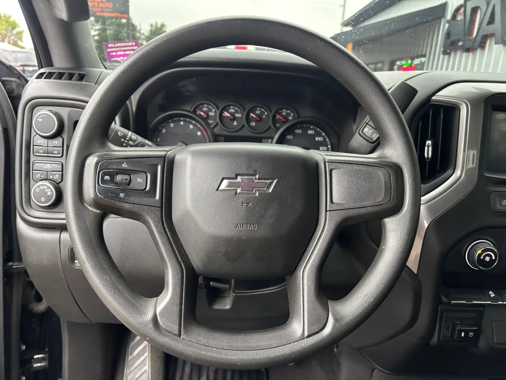 Used 2020 Chevrolet Silverado 1500 Custom Trail Boss w/ Custom Convenience Package AWD/4WD image 23
