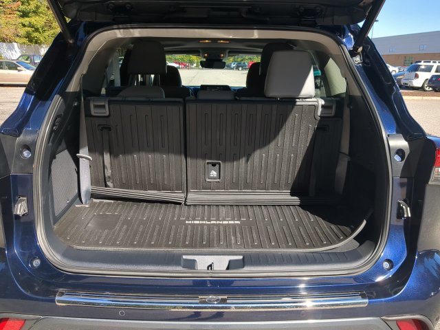 Used 2020 Toyota Highlander Limited AWD/4WD image 12